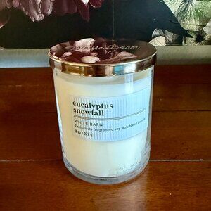 NEW EUCALYPTUS SNOWFALL 8oz Single Wick Candle Bath & Body Works